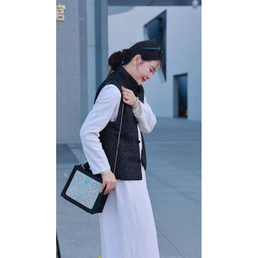 【抖音专属】羽绒马甲（23803759-京元） 商品图0