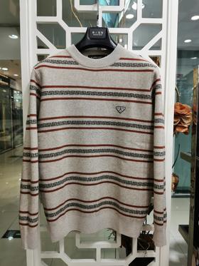 809米色羊毛衫