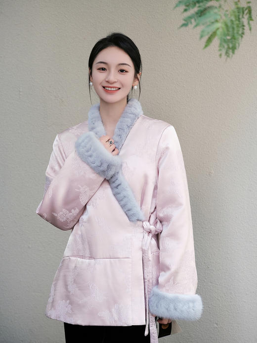 瑕疵|盛唐牡丹|粉色蝶恋花棉服-夹棉[特价品](特殊商品不退不换) 商品图0