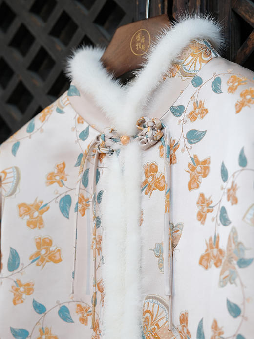 瑕疵|盛唐婧| 新中式云锦水貂对襟外套[特价品](特殊商品不退不换) 商品图2