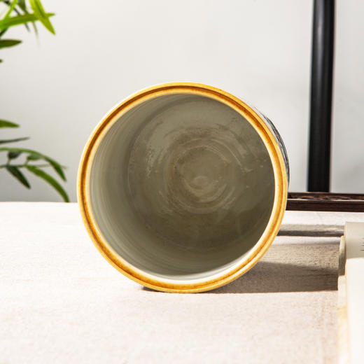 70年代制出口创汇粉彩老笔筒 商品图8