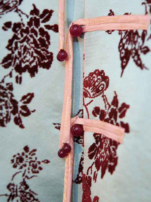 盛唐牡丹|湖水蓝底色漳缎蝶恋花外套 商品图2