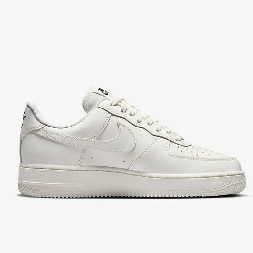 WMNS AIR FORCE 1 '07 ESS 商品图2
