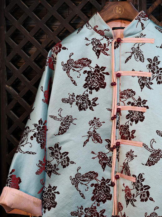 盛唐牡丹|湖水蓝底色漳缎蝶恋花外套 商品图1