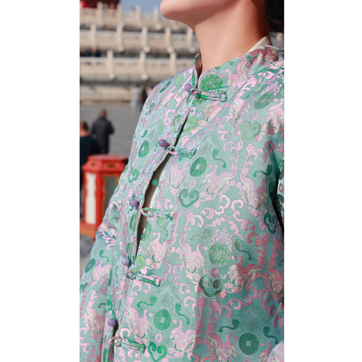 【2026东衣作】如意貔貅•新中式羽绒服（24803096清水蓝） 商品图3