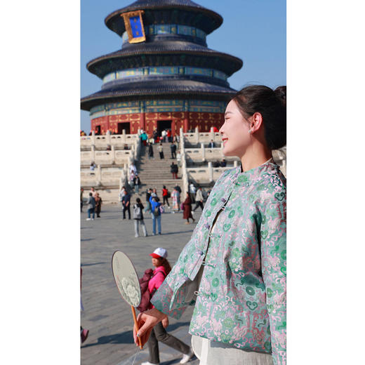 【2026东衣作】如意貔貅•新中式羽绒服（24803096清水蓝） 商品图2