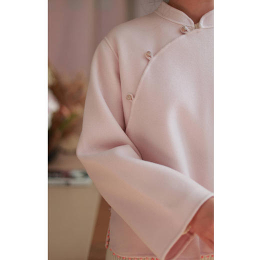 【2026东衣作】外套（23805509银红） 商品图3