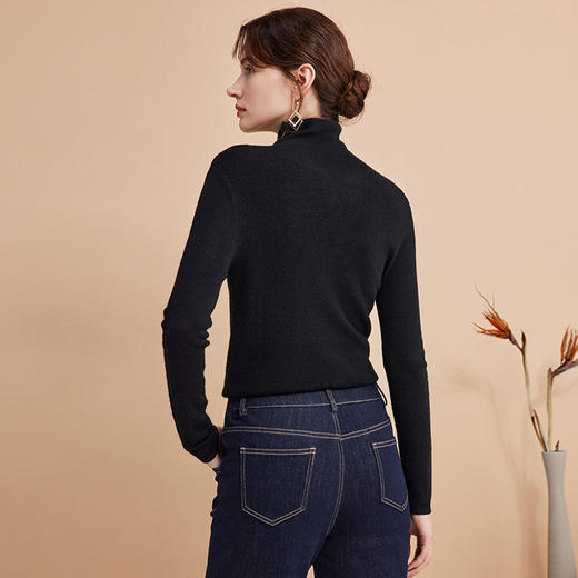 EITIE爱特爱冬新款简约纯色高领保暖舒适打底针织衫7601305 商品图8