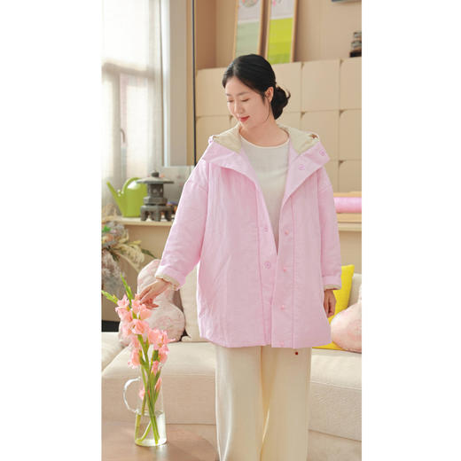 【2026东衣作】连帽棉服（22802058退红） 商品图3