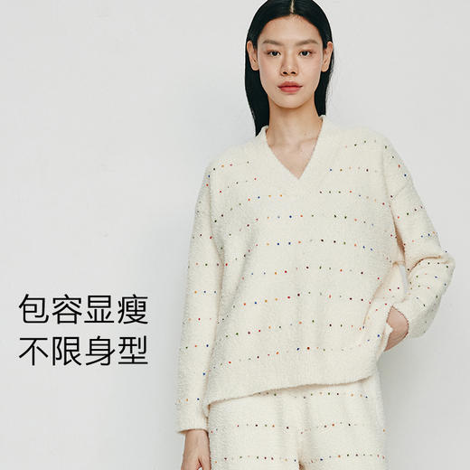 从轻秋冬家居服豆豆绒系列叠襟V领套头七彩纱混纺保暖两件套睡衣 商品图1