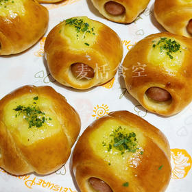 香葱一口肠（约8点半出炉）1盒3个