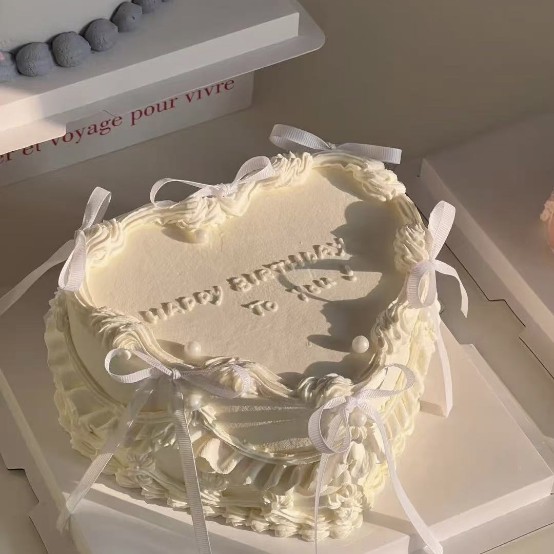 【法式表白】纯白爱心女生蛋糕