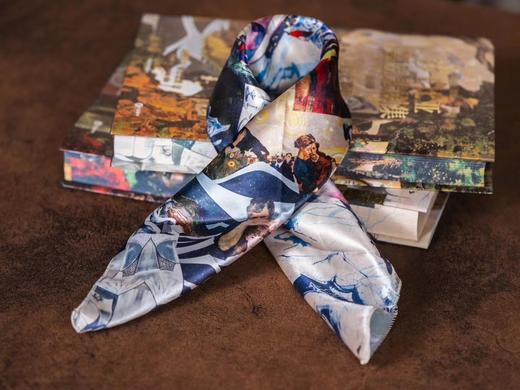 2.5折包邮《莎士比亚喜剧悲剧集·插图珍藏版》（刷边版 全2册）一套两本，大十六开本，四色全彩印刷；赠品包含——四张精美藏书票、《哈姆雷特》英文原版别册、定制丝巾 商品图4