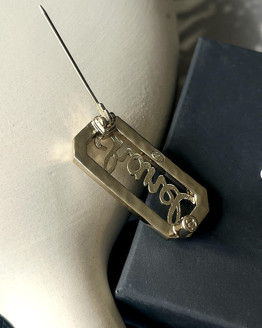 7折  香家 秋冬必备胸针饰品 优雅浅金色胸针 3色 CU1265 商品图6