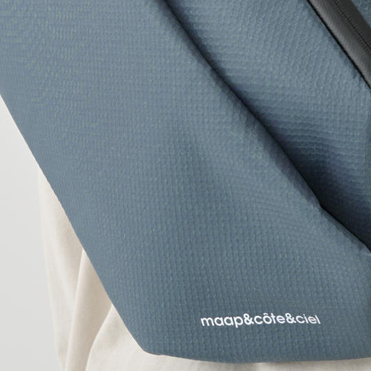 MAAP x Cote&ciel lsarau Messenger 联名限量版 蓝色 邮差包 14.5L 商品图5