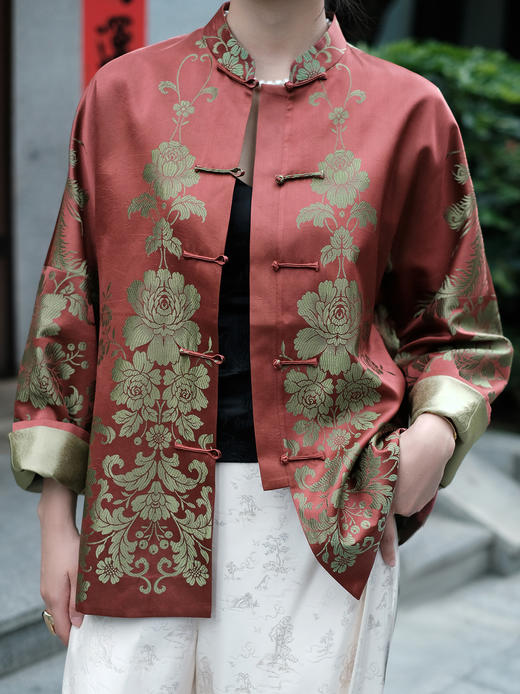 盛唐婧| 重磅桑蚕丝老缎新中式对花外套-红色 商品图1