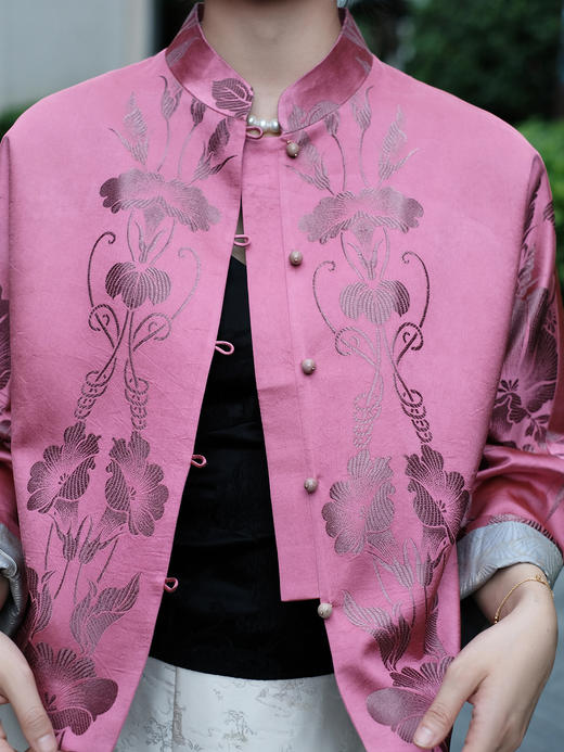 盛唐婧| 重磅桑蚕丝老缎新中式对花外套-洋红 商品图2