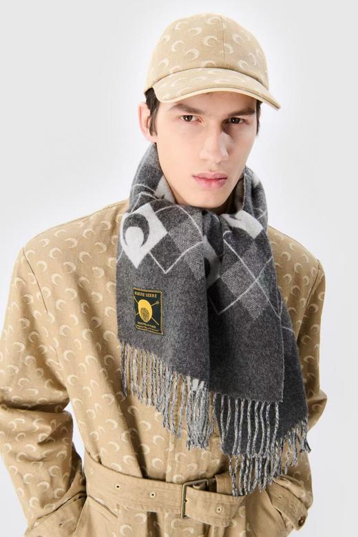 无折扣 法国的年轻时尚品牌marine serre双面提花围巾 商品图3