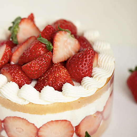 「草莓小姐」流心裸蛋糕｜随单含草莓香薰蜡烛小礼物1份，仅限整只！送完即止！ 商品图2