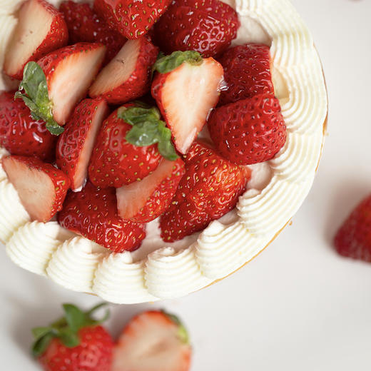 「草莓小姐」流心裸蛋糕｜随单含草莓香薰蜡烛小礼物1份，仅限整只！送完即止！ 商品图8