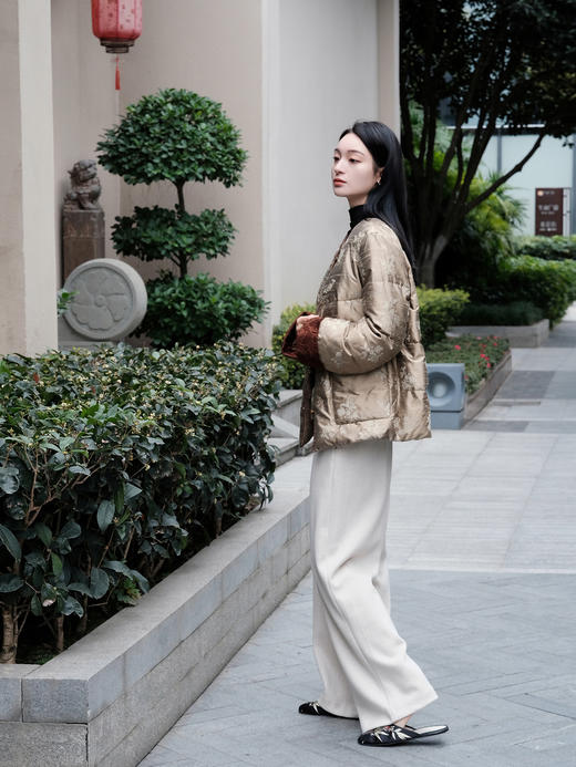 瑕疵|盛唐牡丹| 沉香棕双宫丝鹅绒服[特价品](特殊商品不退不换) 商品图7