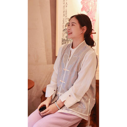 【抖音专属】称心如意•新中式马甲（24804104-香炉紫烟奢定） 商品图3