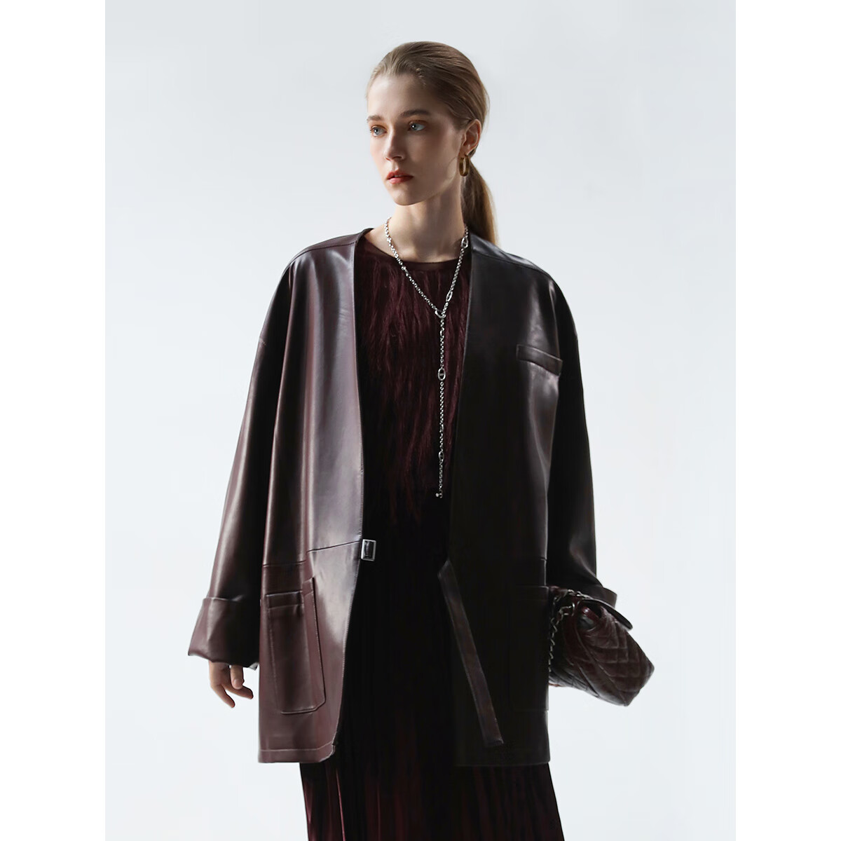 【专属秒杀】COCOBELLA安可拉红廓形PU皮衣外套冬简约无领抗风夹克PU3100