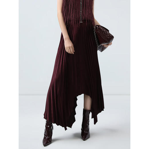 【秒杀】COCOBELLA安可拉红不规则压褶半身裙气质开叉新年半裙HS3101 商品图0