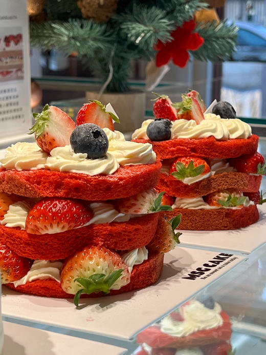 红丝绒水果蛋糕 商品图2