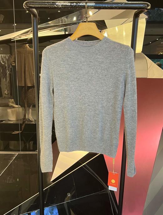 女士经典圆领松织羊绒衫 商品图3