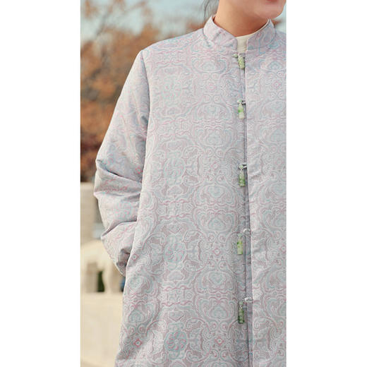 【抖音专属】新中式羽绒服（24803100暮山紫-奢定款） 商品图3