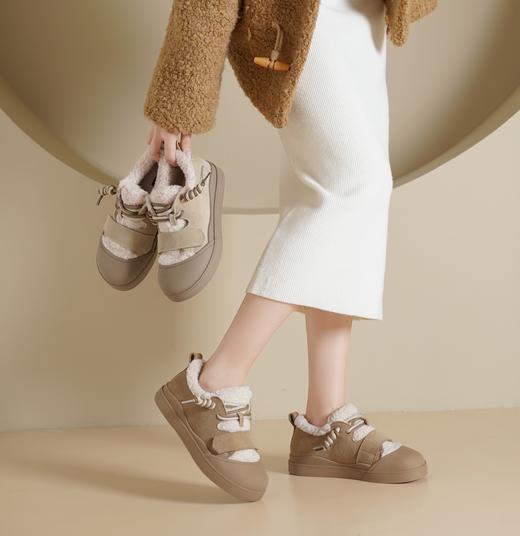 西村名物2025年春季新款绒毛保暖超轻厚底防滑魔术贴板鞋T24DM48411 商品图4