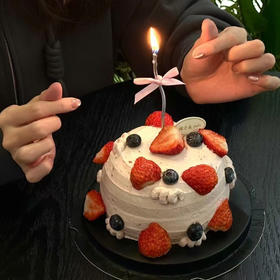 【草莓炸弹】-草莓流心生日蛋糕