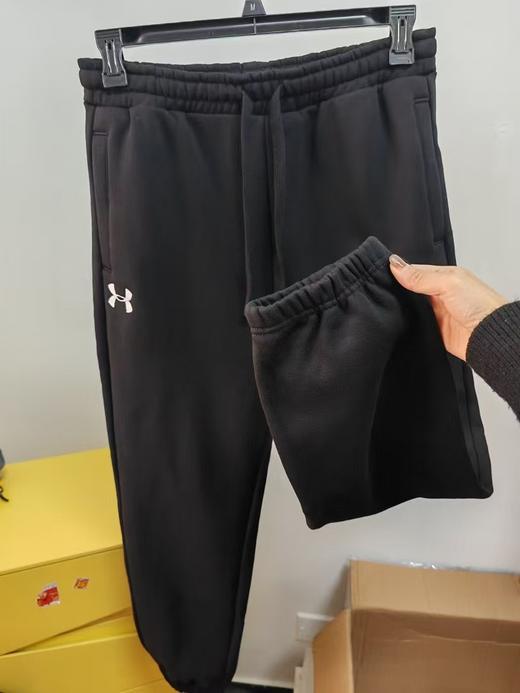 清仓库不退换 安德玛的加绒卫裤...面料非常扎实..质感无敌... 商品图5