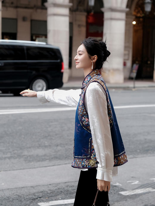 盛唐牡丹| 花阁春景图手推绣偏襟马甲 商品图6