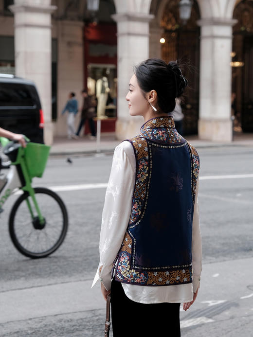 盛唐牡丹| 花阁春景图手推绣偏襟马甲 商品图7