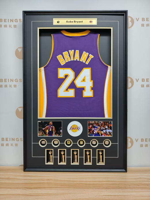 收藏系列 科比布莱恩特 湖人队紫色24号 球衣装饰画（非亲签） 商品图1