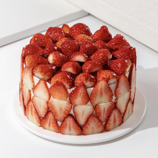 草莓天鹅绒（储值会员专属8.5折） 商品图0