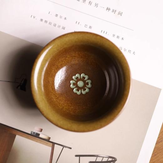 本土斋青瓷主人杯家用陶瓷茶杯个人专用单杯填釉压手品茗杯功夫茶具本土斋-宝相压手杯60ML 商品图2