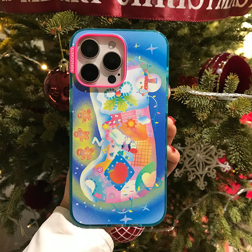 【漂浮记忆·手机壳】小兔礼物袜 POPCASE手机壳 MagSafe Popcase磁吸款 蓝色 动物 圣诞 iPhone 16/15/14/13 商品图1