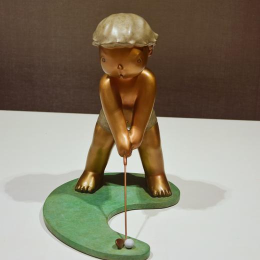 张慧《打高尔夫球》雕塑 商品图2