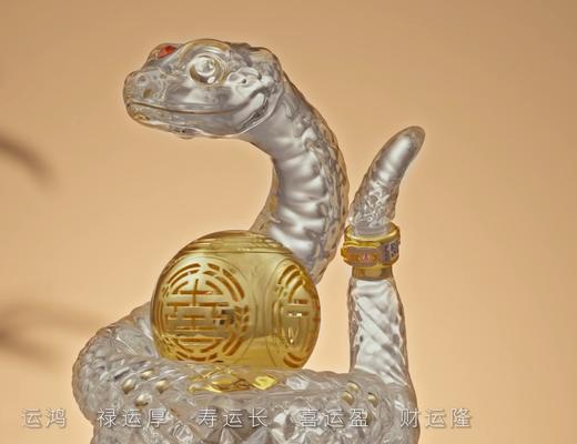 52度五粮液乙巳蛇年生肖造型酒500ml 单瓶 商品图9