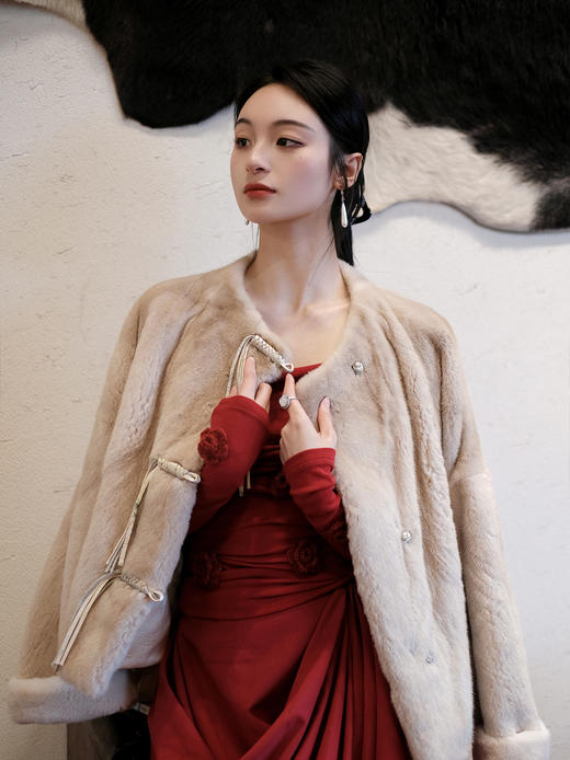 盛唐婧|水貂毛流苏扣皮草外套 商品图0