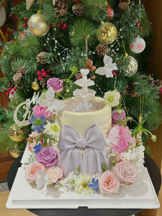 双层鲜花许愿池蛋糕，鲜花同色系随机搭配，提前三天以上预定 商品图2