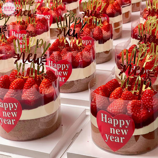 【新年蛋糕】草莓爆浆蛋糕，每一口都是新希望的味道 商品图2