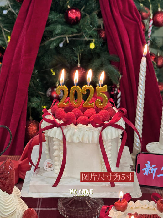 2026新年莓果数字蜡烛蛋糕/跨年蛋糕{图片数字可换} 商品图0