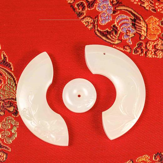 新疆国玉盟世玉 · 阖家团圆｜一合玉 
 和田玉挂件【带证书·顺丰物流】 商品图2