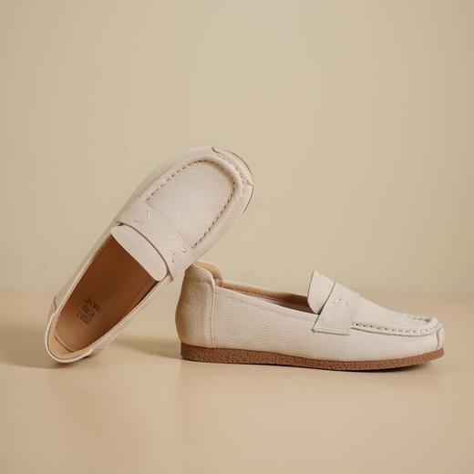 西村名物2025年春季新款小圆头低平跟舒适浅口单鞋豆豆鞋X25AM14561 商品图4