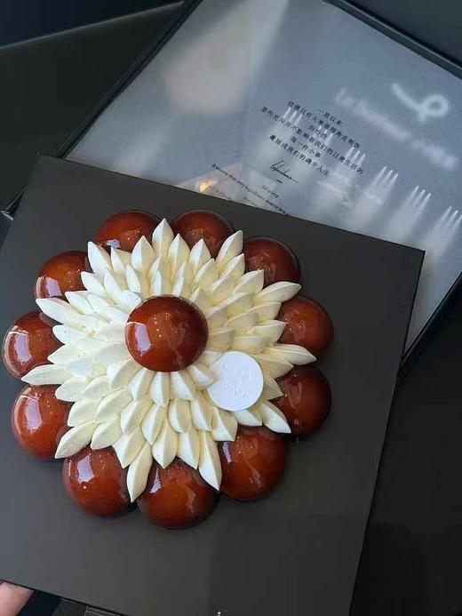 大溪地香草焦糖圣多诺黑 ·西点（图片为礼盒装） 商品图7