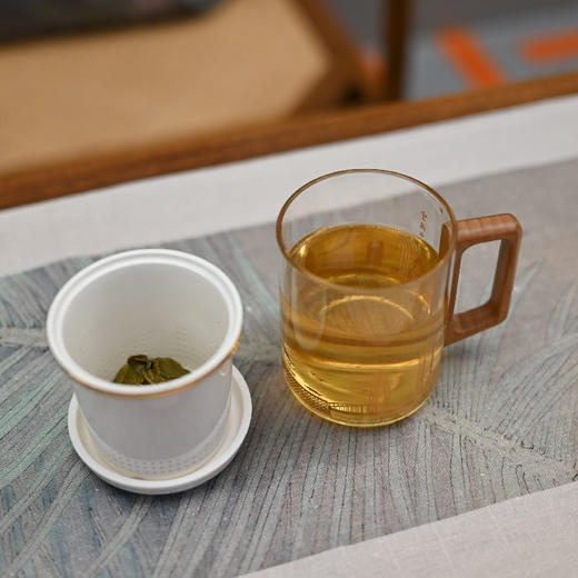 羽诗制造出品 扬帆蓄能城市杯磁吸充电宝礼盒套装 商品图2